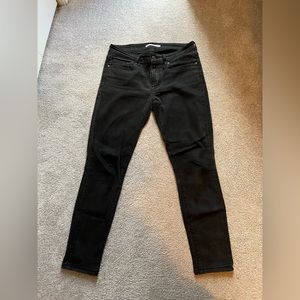 Levi’s 711 Skinny jeans